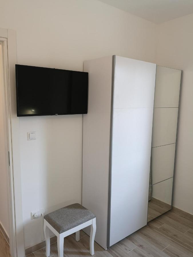 Apartment Nada 2 Малинська Екстер'єр фото